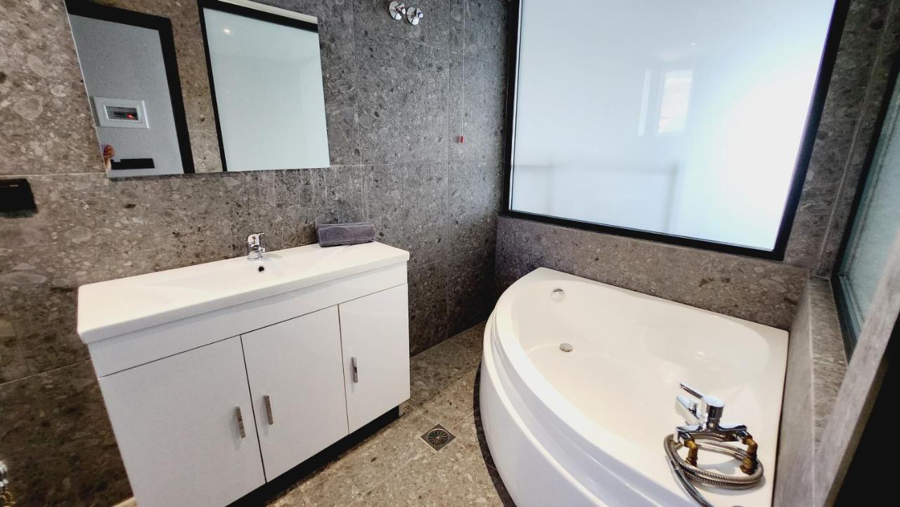 Hotel Andreas Ipsos Luaran gambar